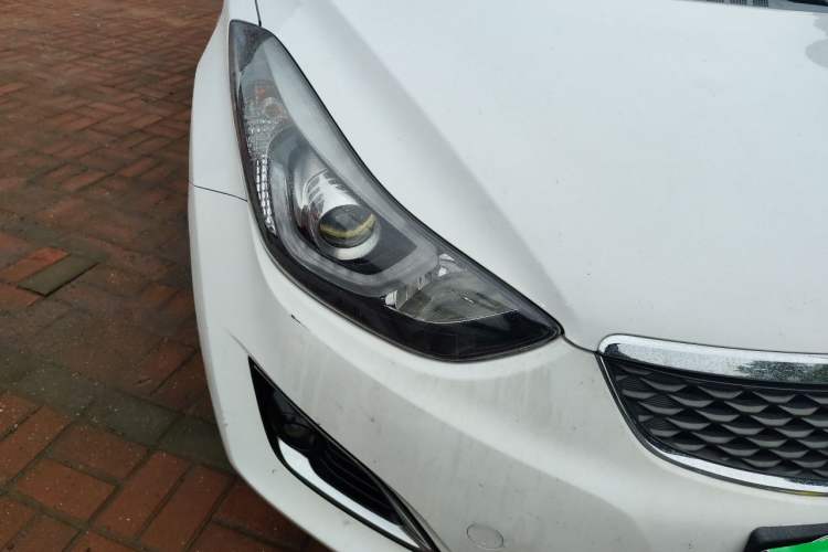 Used Hyundai Elantra (5th Generation / Langdong) 2016 1.6L Automatic Smart Version Right Front Headlight