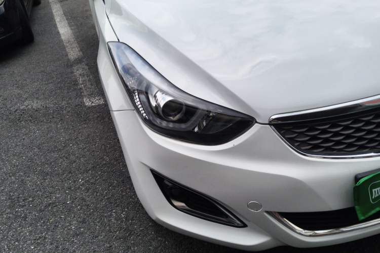 Used Hyundai Elantra (5th Generation / Langdong) 2016 1.6L Automatic Prestige Model Right Front Headlight