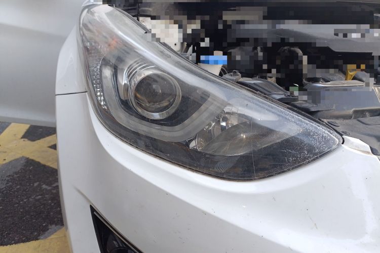 Used Hyundai Elantra (5th Generation / Langdong) 2016 1.6L Automatic Prestige Model Right Front Headlight