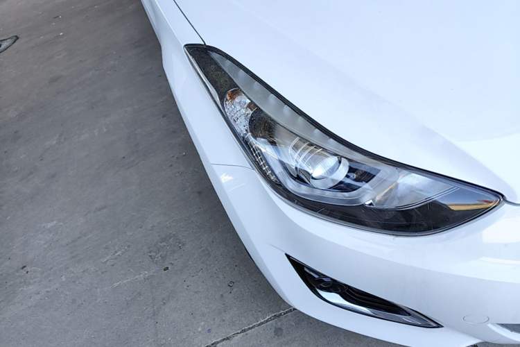 Used Hyundai Elantra (5th Generation / Langdong) 2016 1.6L Automatic Prestige Model Right Front Headlight