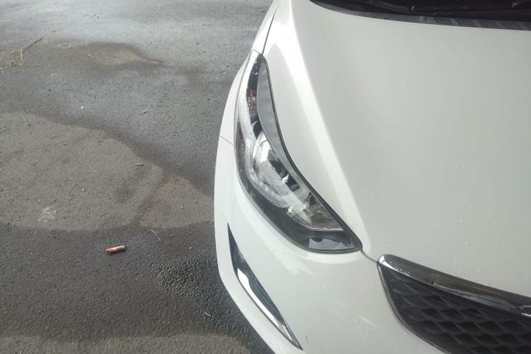Used Hyundai Elantra (5th Generation / Langdong) 2016 1.6L Manual Luxury Model Right Front Headlight