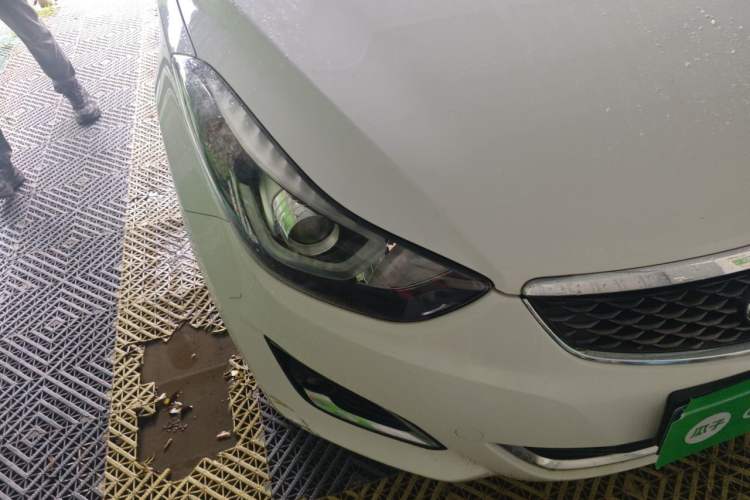 Used Hyundai Elantra (5th Generation / Langdong) 2016 1.6L Manual Luxury Model Right Front Headlight
