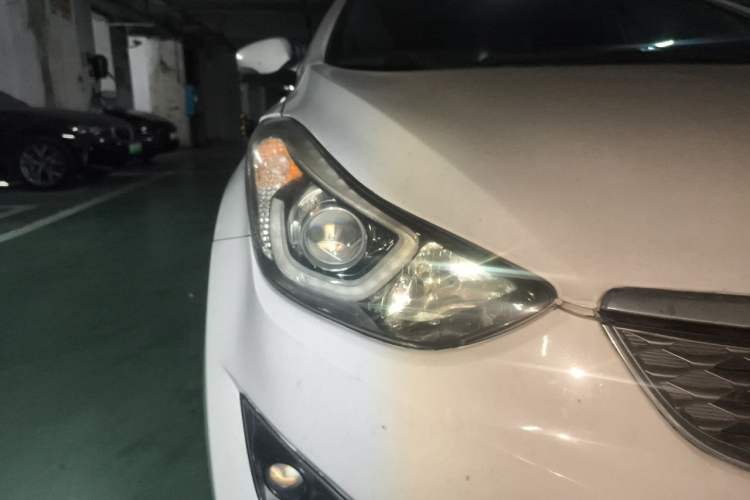 Used Hyundai Elantra (5th Generation / Langdong) 2016 1.6L Automatic Prestige Model Right Front Headlight