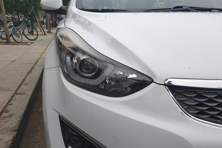 Used Hyundai Elantra (5th Generation / Langdong) 2016 1.6L Automatic Smart Version Right Front Headlight