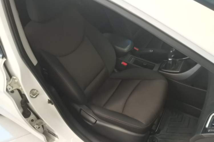 Used Hyundai Elantra (5th Generation / Langdong) 2016 1.6L Manual Fashion Edition Right Front Seat