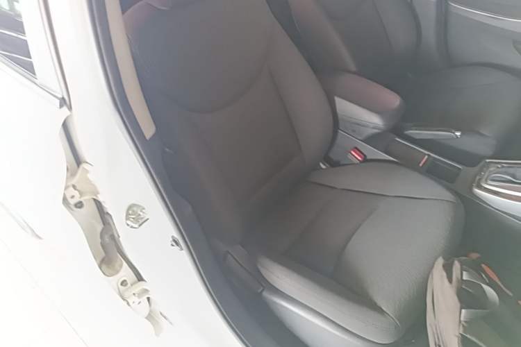 Used Hyundai Elantra (5th Generation / Langdong) 2016 1.6L Automatic Prestige Model Right Front Seat
