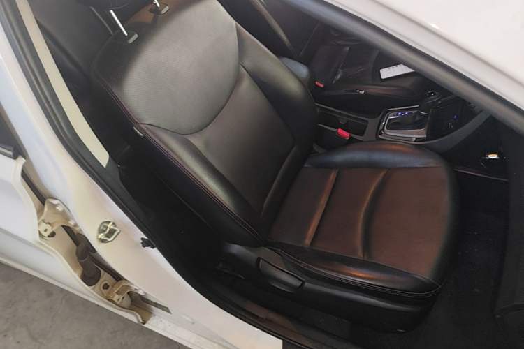 Used Hyundai Elantra (5th Generation / Langdong) 2016 1.6L Automatic Prestige Model Right Front Seat