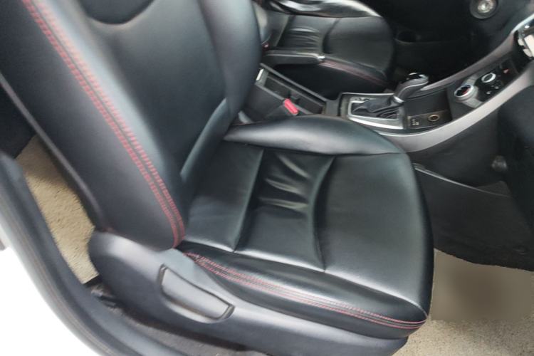 Used Hyundai Elantra (5th Generation / Langdong) 2016 1.6L Automatic Smart Version Right Front Seat