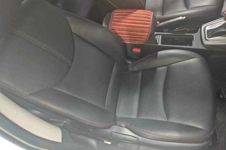 Used Hyundai Elantra (5th Generation / Langdong) 2016 1.6L Automatic Smart Version Right Front Seat