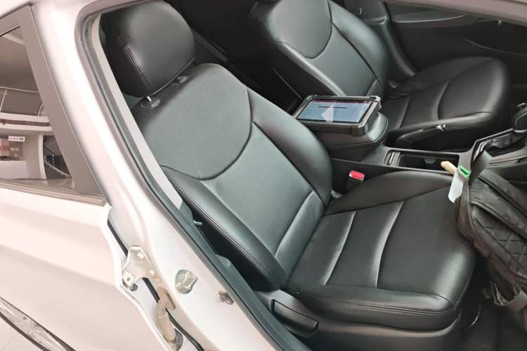 Used Hyundai Elantra (5th Generation / Langdong) 2016 1.6L Automatic Prestige Model Right Front Seat