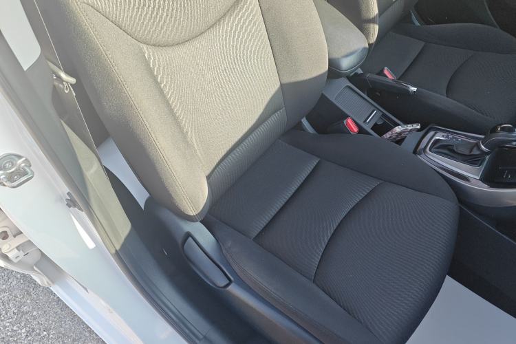 Used Hyundai Elantra (5th Generation / Langdong) 2016 1.6L Automatic Prestige Model Right Front Seat