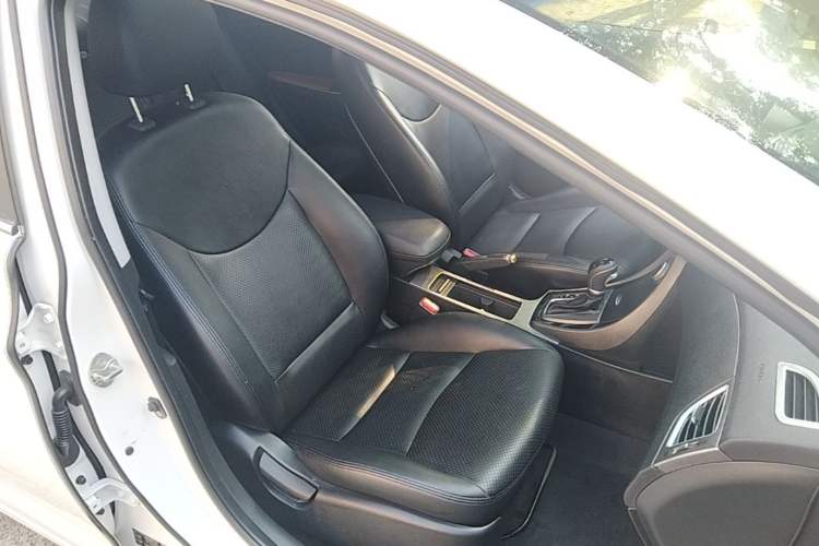Used Hyundai Elantra (5th Generation / Langdong) 2016 1.6L Automatic Prestige Model Right Front Seat
