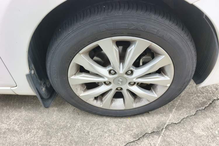 Used Hyundai Elantra (5th Generation / Langdong) 2016 1.6L Automatic Prestige Model Right Front Wheel Hub