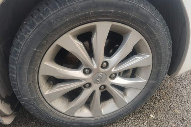 Used Hyundai Elantra (5th Generation / Langdong) 2016 1.6L Manual Fashion Edition Right Front Wheel Hub
