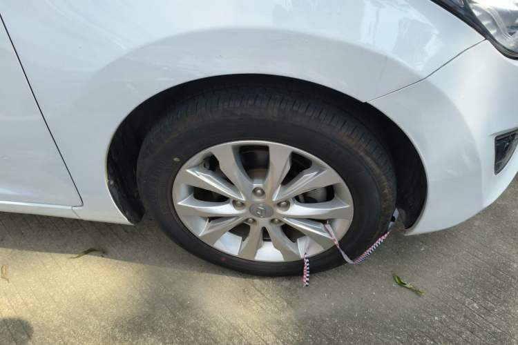 Used Hyundai Elantra (5th Generation / Langdong) 2016 1.6L Automatic Prestige Model Right Front Wheel Hub