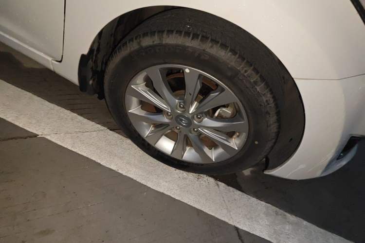 Used Hyundai Elantra (5th Generation / Langdong) 2016 1.6L Manual Fashion Edition Right Front Wheel Hub