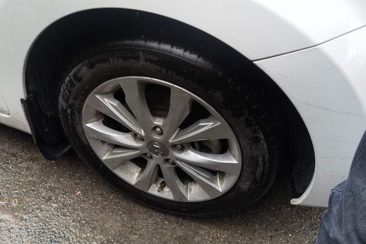 Used Hyundai Elantra (5th Generation / Langdong) 2016 1.6L Automatic Prestige Model Right Front Wheel Hub