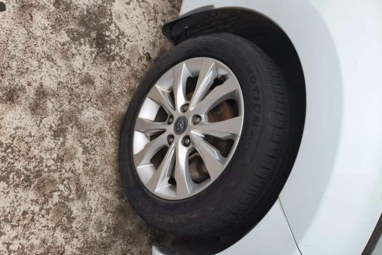 Used Hyundai Elantra (5th Generation / Langdong) 2016 1.6L Automatic Smart Version Right Front Wheel Hub