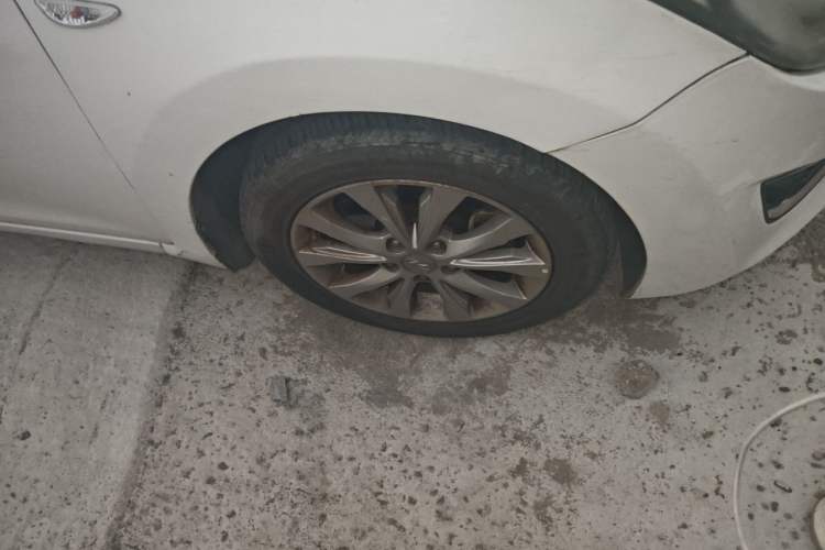 Used Hyundai Elantra (5th Generation / Langdong) 2016 1.6L Automatic Smart Version Right Front Wheel Hub