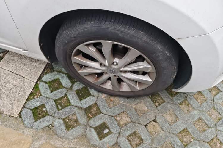 Used Hyundai Elantra (5th Generation / Langdong) 2016 1.6L Automatic Smart Version Right Front Wheel Hub