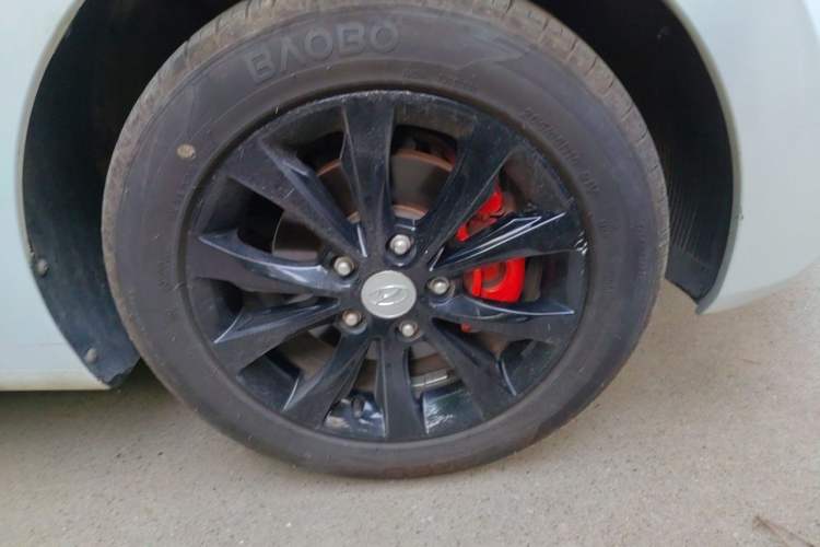 Used Hyundai Elantra (5th Generation / Langdong) 2016 1.6L Automatic Smart Version Right Front Wheel Hub