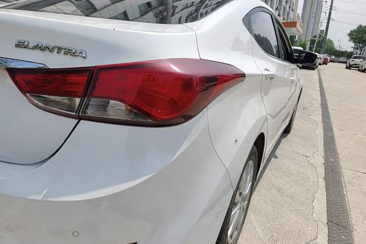 Used Hyundai Elantra (5th Generation / Langdong) 2016 1.6L Automatic Smart Version Right Rear Taillight