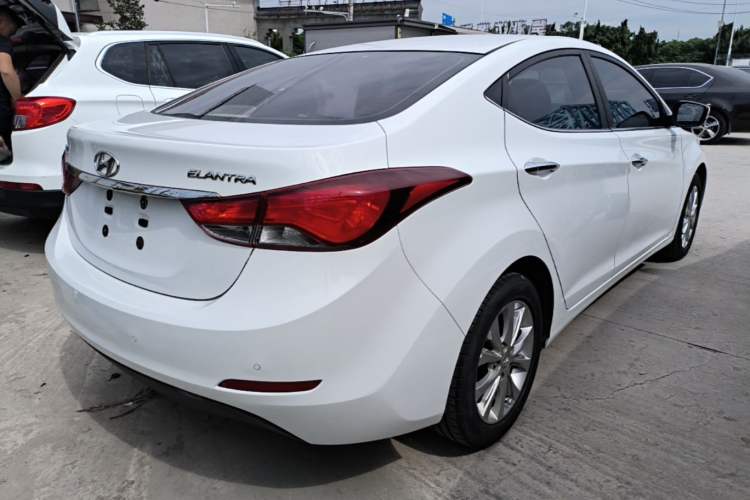 Used Hyundai Elantra (5th Generation / Langdong) 2016 1.6L Automatic Prestige Model Right Rear Taillight