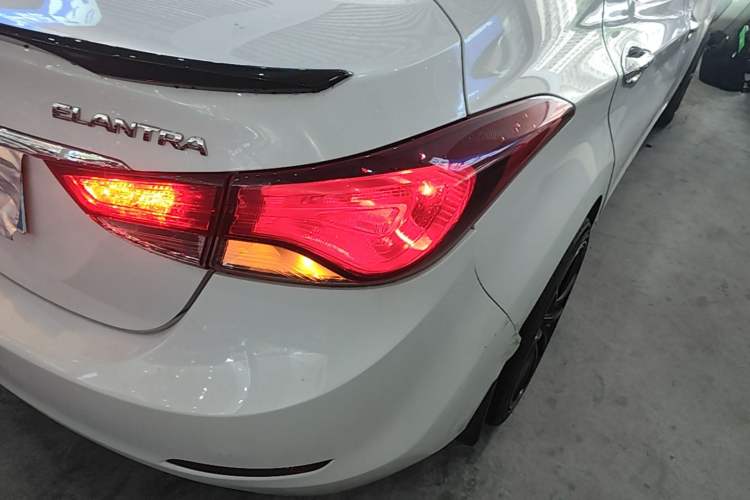 Used Hyundai Elantra (5th Generation / Langdong) 2016 1.6L Manual Luxury Model Right Rear Taillight