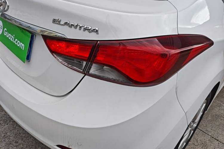 Used Hyundai Elantra (5th Generation / Langdong) 2016 1.6L Automatic Prestige Model Right Rear Taillight
