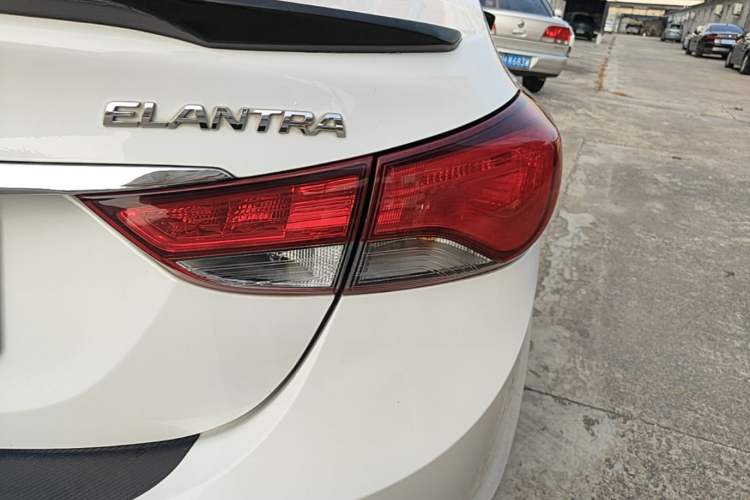 Used Hyundai Elantra (5th Generation / Langdong) 2016 1.6L Automatic Smart Version Right Rear Taillight
