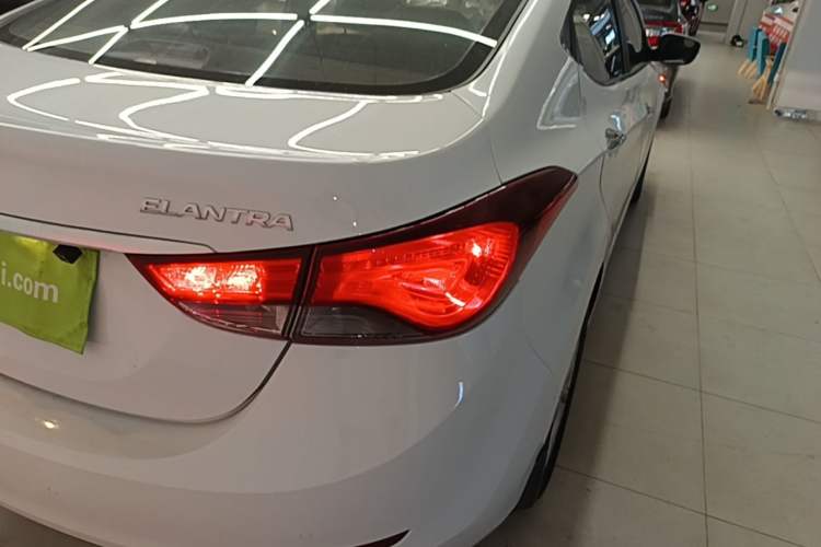 Used Hyundai Elantra (5th Generation / Langdong) 2016 1.6L Automatic Prestige Model Right Rear Taillight