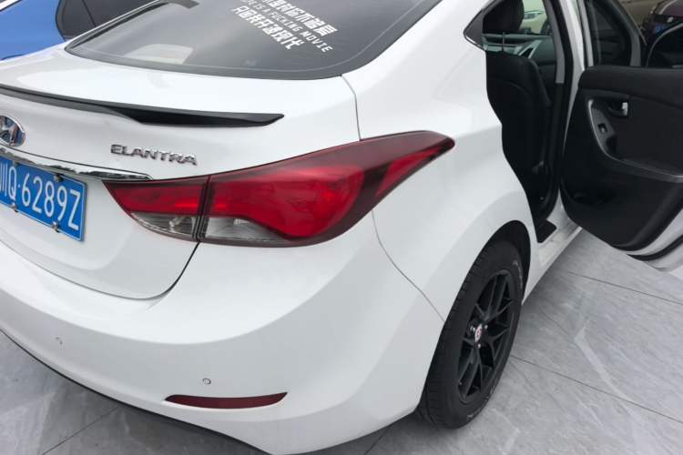 Used Hyundai Elantra (5th Generation / Langdong) 2016 1.6L Automatic Prestige Model Right Rear Taillight