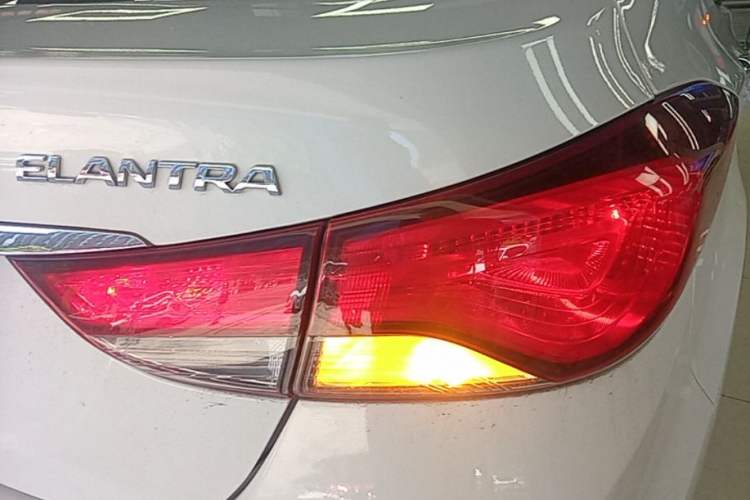 Used Hyundai Elantra (5th Generation / Langdong) 2016 1.6L Automatic Prestige Model Right Rear Taillight