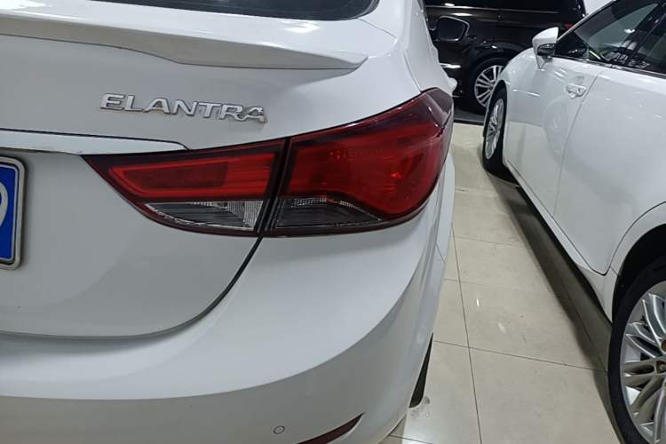 Used Hyundai Elantra (5th Generation / Langdong) 2016 1.6L Automatic Smart Version Right Rear Taillight