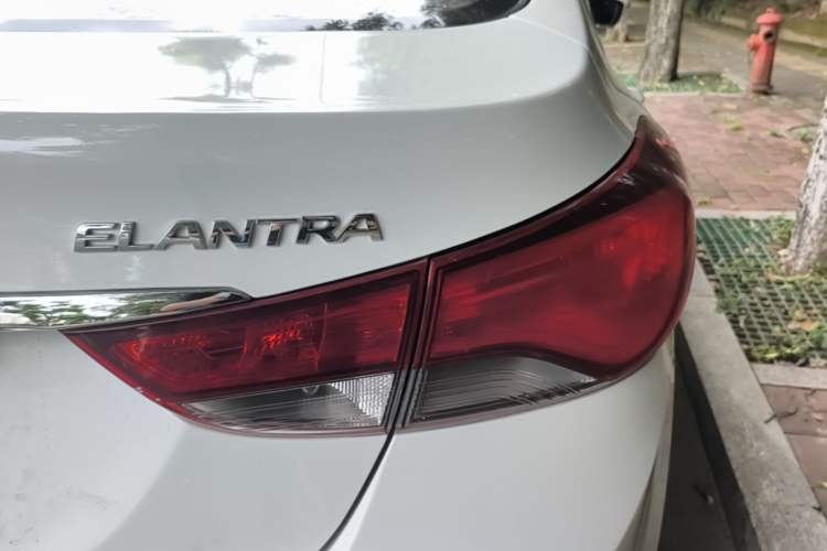 Used Hyundai Elantra (5th Generation / Langdong) 2016 1.6L Manual Fashion Edition Right Rear Taillight