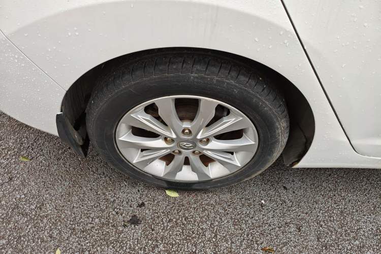 Used Hyundai Elantra (5th Generation / Langdong) 2016 1.6L Automatic Smart Version Right Rear Wheel Hub