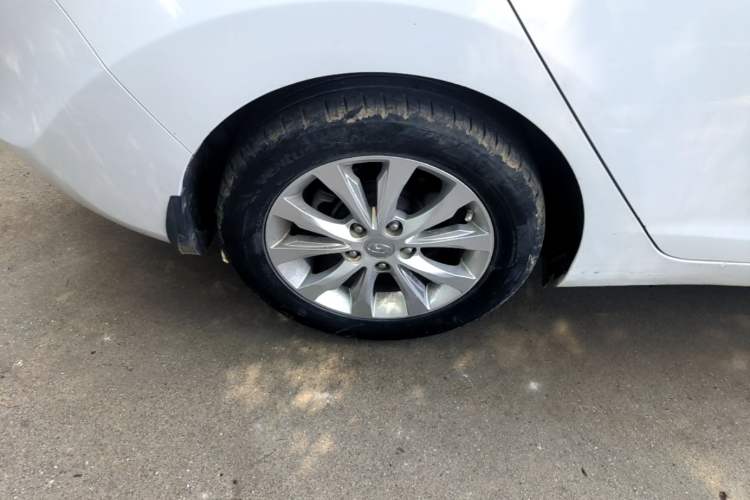 Used Hyundai Elantra (5th Generation / Langdong) 2016 1.6L Automatic Smart Version Right Rear Wheel Hub