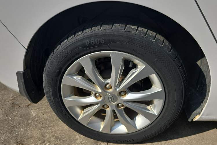 Used Hyundai Elantra (5th Generation / Langdong) 2016 1.6L Automatic Smart Version Right Rear Wheel Hub