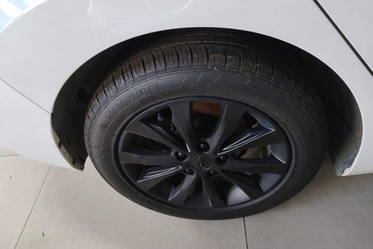 Used Hyundai Elantra (5th Generation / Langdong) 2016 1.6L Automatic Smart Version Right Rear Wheel Hub
