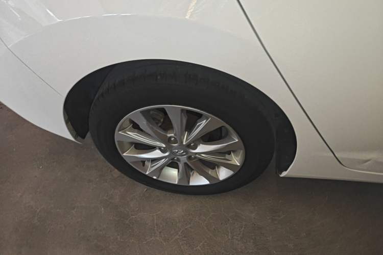 Used Hyundai Elantra (5th Generation / Langdong) 2016 1.6L Automatic Smart Version Right Rear Wheel Hub