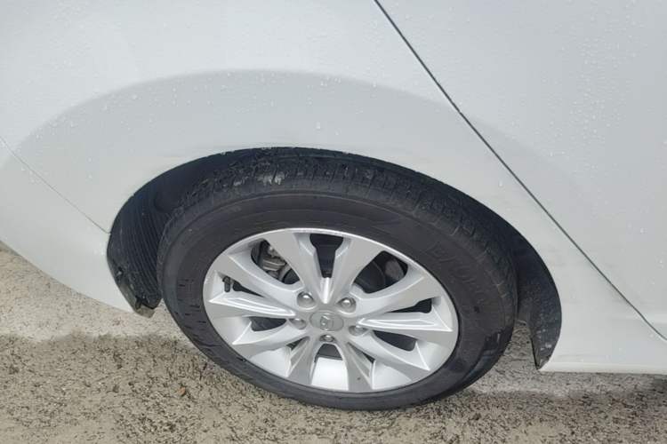 Used Hyundai Elantra (5th Generation / Langdong) 2016 1.6L Automatic Smart Version Right Rear Wheel Hub