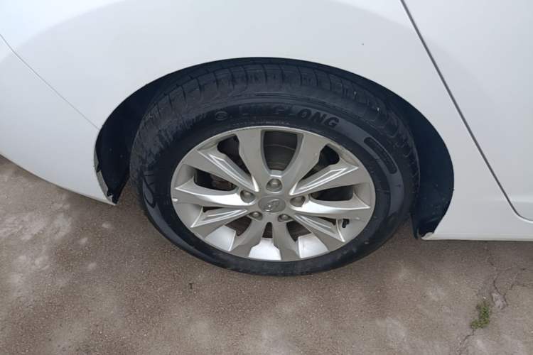 Used Hyundai Elantra (5th Generation / Langdong) 2016 1.6L Manual Luxury Model Right Rear Wheel Hub