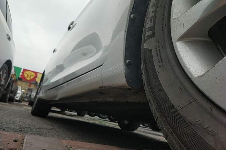 Used Hyundai Elantra (5th Generation / Langdong) 2016 1.6L Automatic Prestige Model Right Side Sill