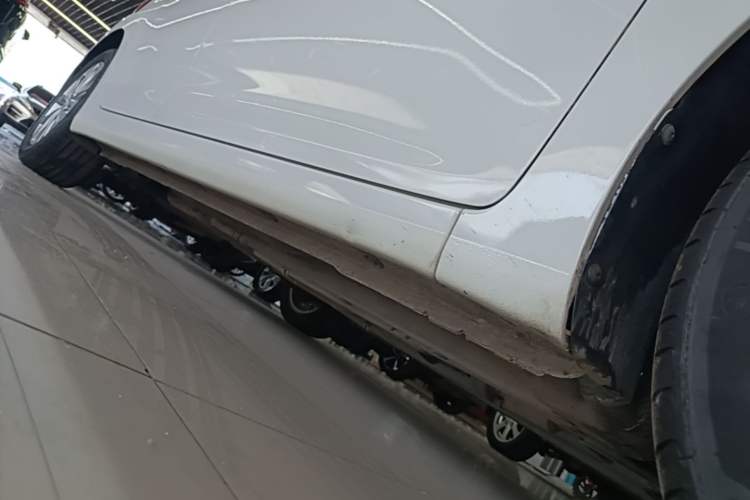 Used Hyundai Elantra (5th Generation / Langdong) 2016 1.6L Automatic Prestige Model Right Side Sill