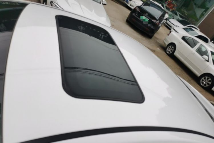 Used Hyundai Elantra (5th Generation / Langdong) 2016 1.6L Automatic Prestige Model Roof