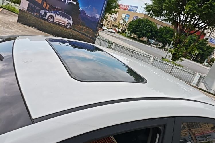 Used Hyundai Elantra (5th Generation / Langdong) 2016 1.6L Automatic Prestige Model Roof
