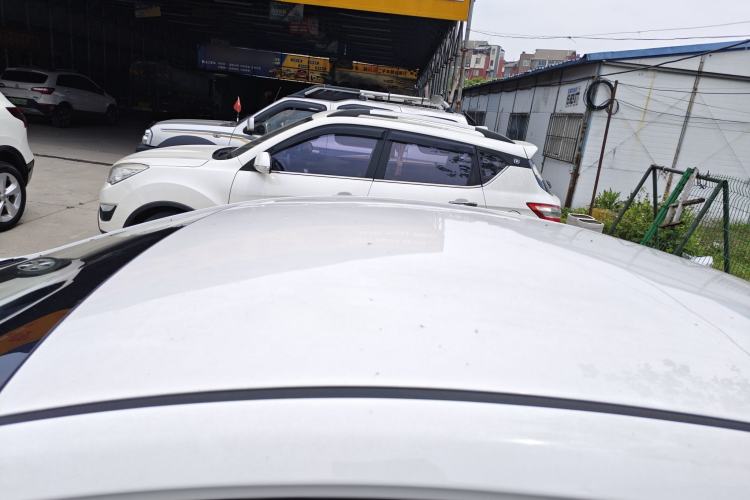 Used Hyundai Elantra (5th Generation / Langdong) 2016 1.6L Automatic Smart Version Roof