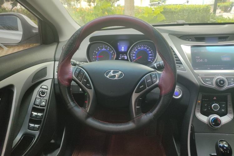 Used Hyundai Elantra (5th Generation / Langdong) 2016 1.6L Automatic Prestige Model Steering Wheel