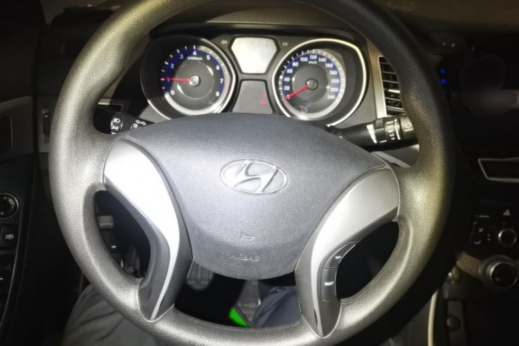Used Hyundai Elantra (5th Generation / Langdong) 2016 1.6L Manual Fashion Edition Steering Wheel