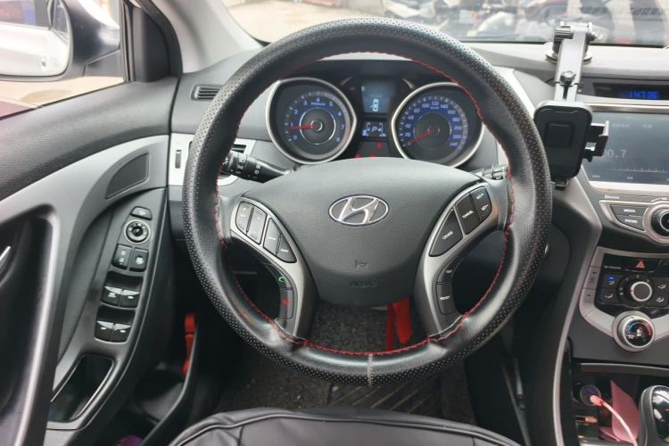 Used Hyundai Elantra (5th Generation / Langdong) 2016 1.6L Automatic Prestige Model Steering Wheel